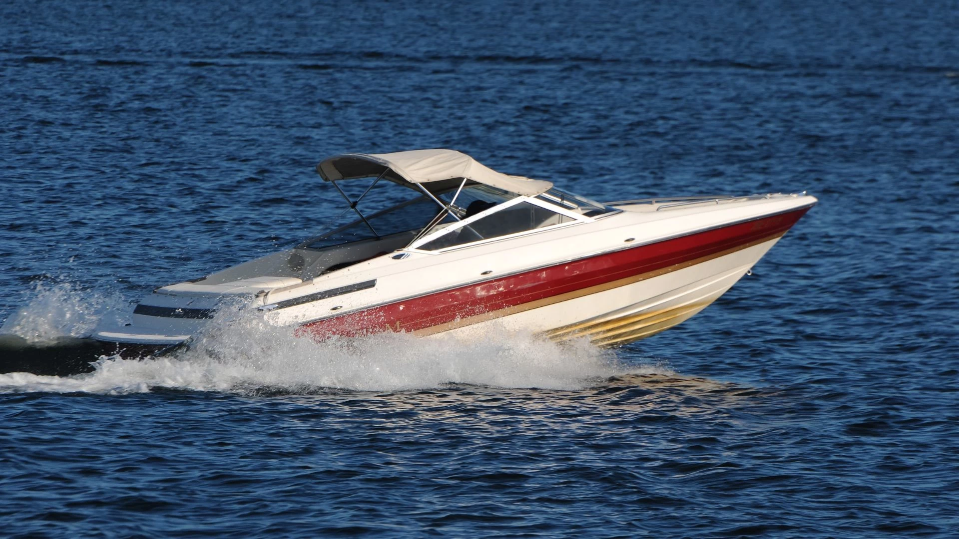 speedboat.webp